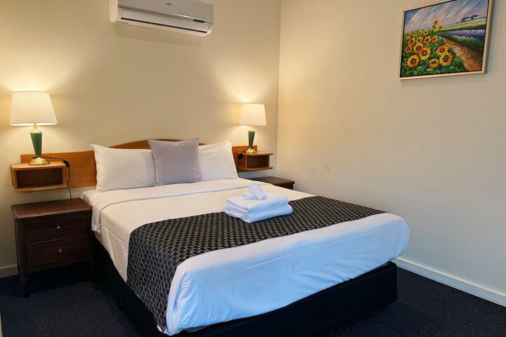 Room 13 of 78