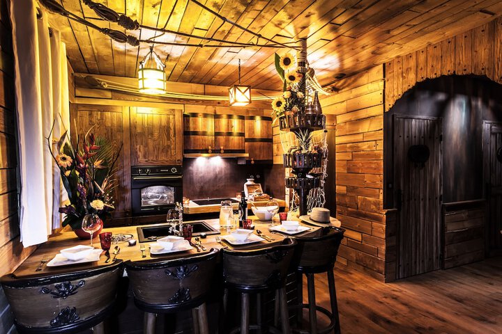 Private kitchen