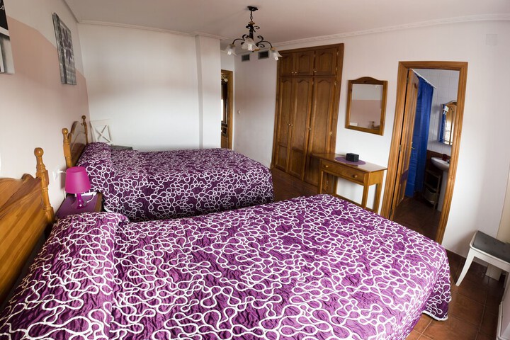 Room 16 of 104