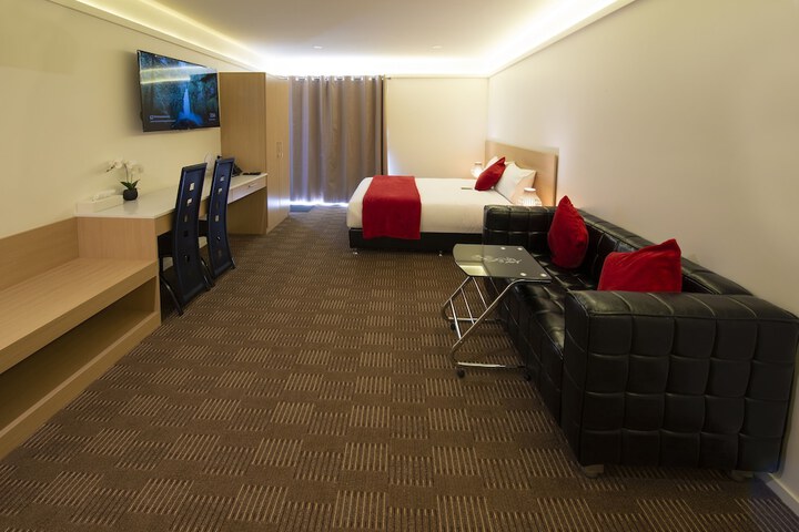 Room 6 of 41