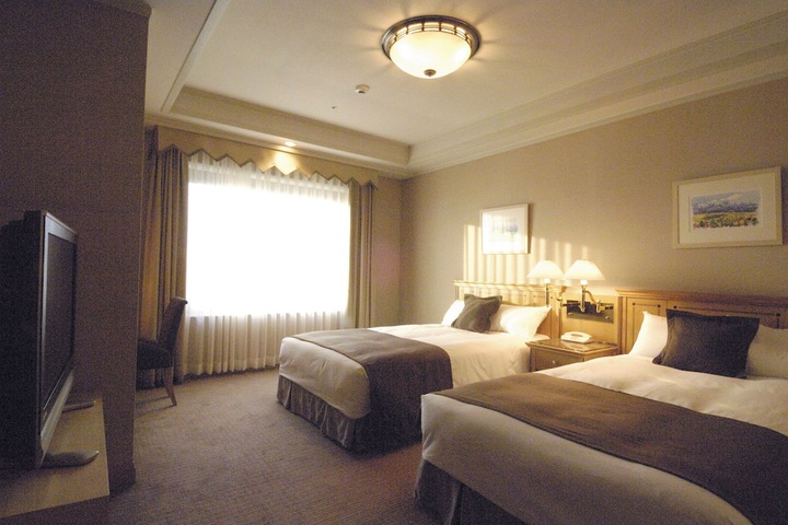 Room 5 of 149