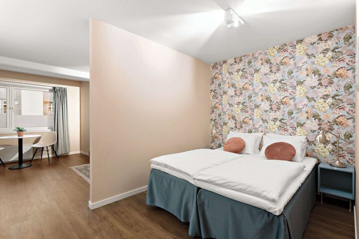 Room 33 of 56