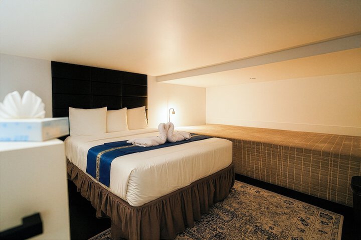 Room 30 of 89