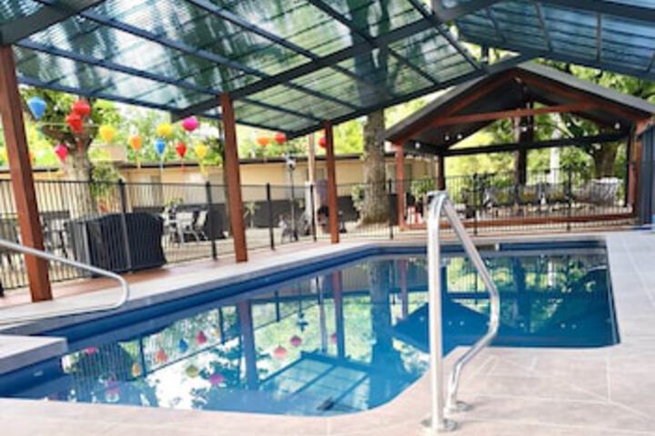 Pool 169 of 252