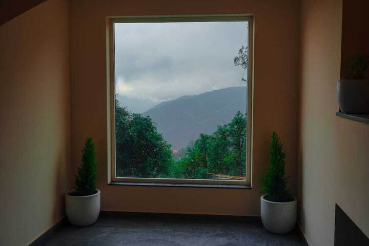 Room 2 of 19