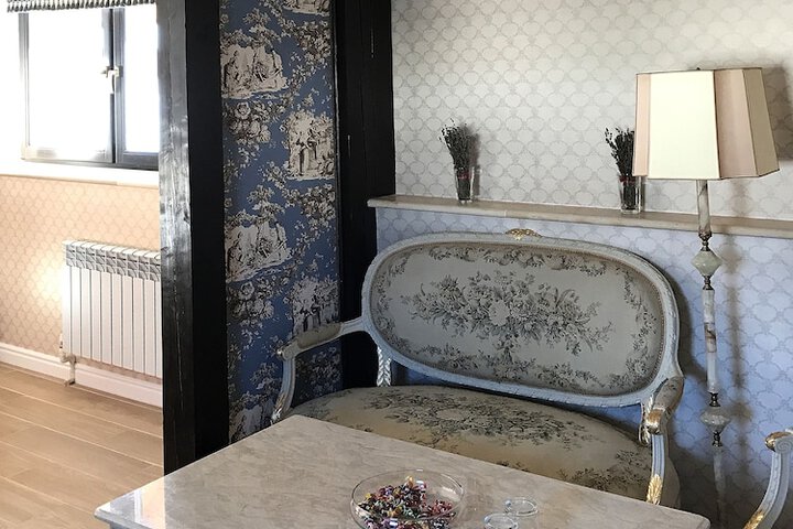 Room 33 of 34