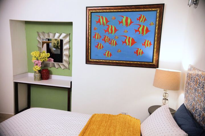 Room 14 of 155