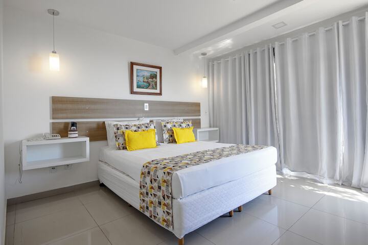 Room 6 of 75