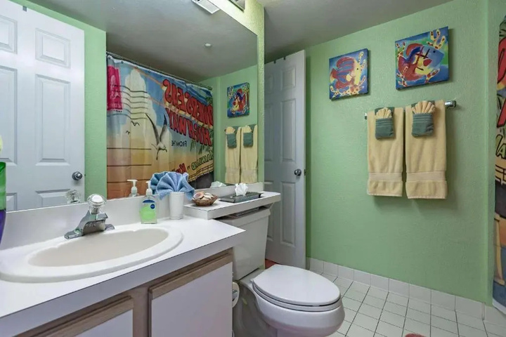 Room 9 of 20