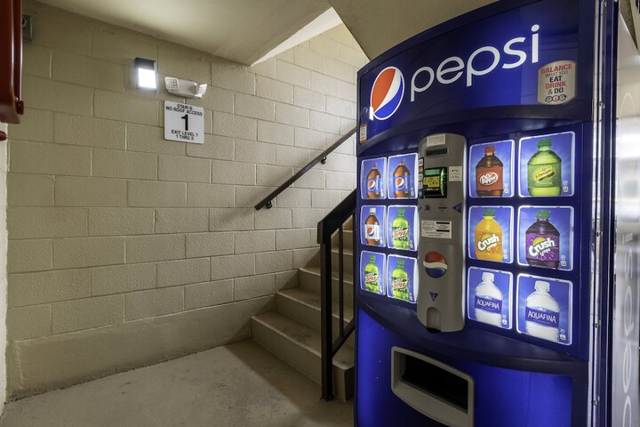 Vending machine