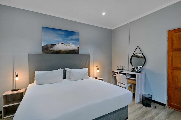Room 12 of 69