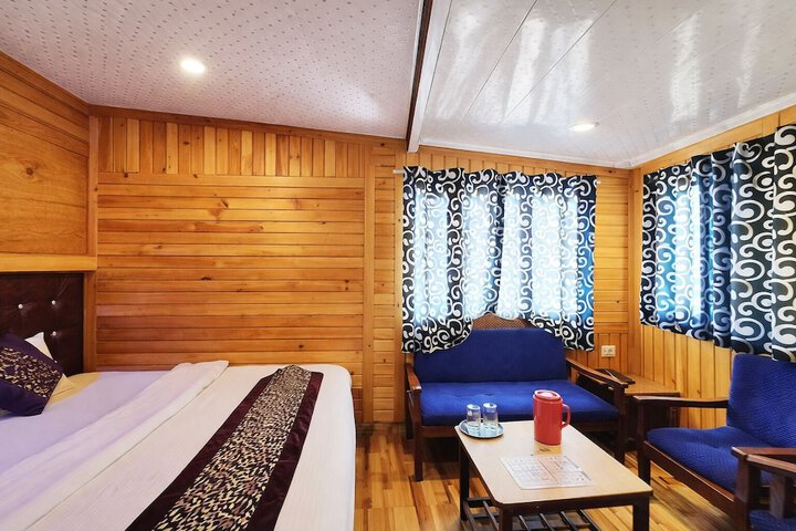 Room 15 of 48