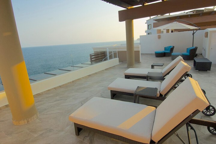 Terrace/Patio 10 of 28