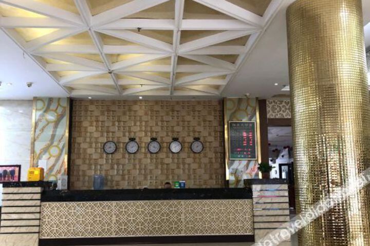 Hotel Interior 5 of 13