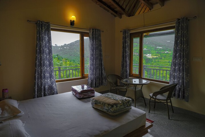 Room 5 of 20