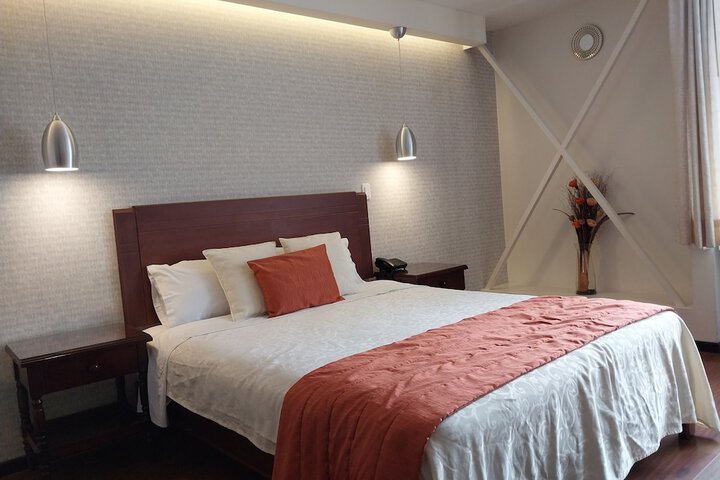 Room 6 of 59