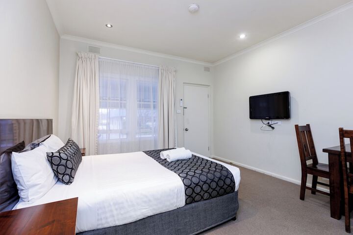 Room 18 of 49