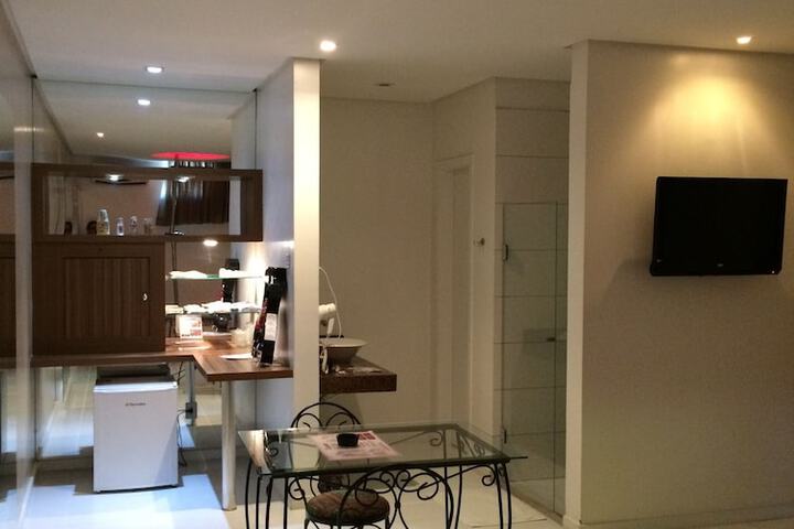 Room 2 of 23