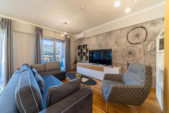 Room 80 of 150