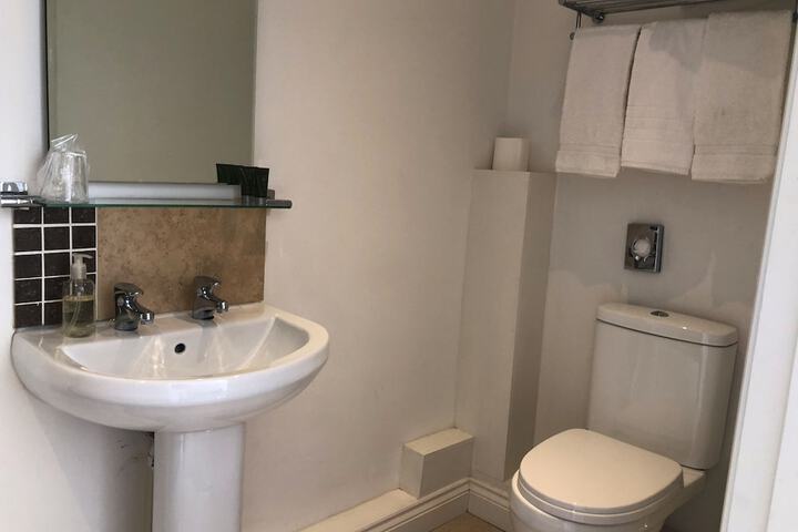 Room 15 of 29