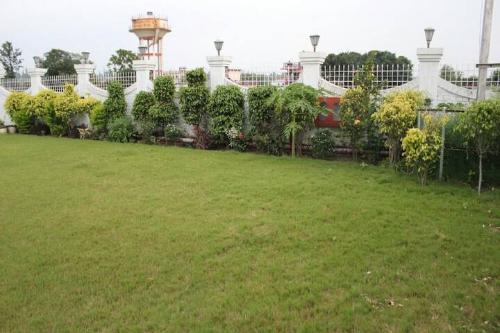 Property Grounds 16 of 24