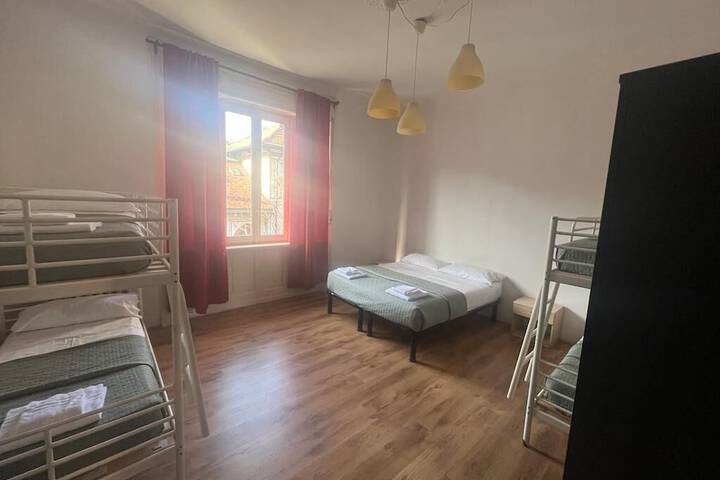 Room 15 of 23
