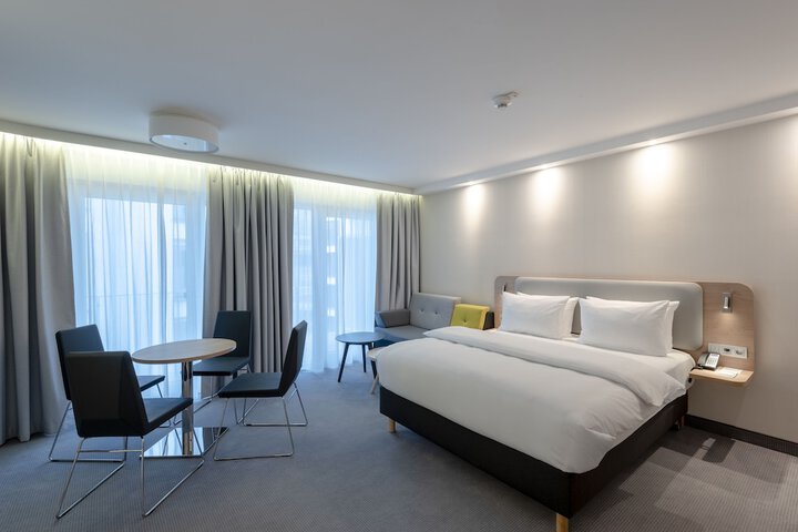 Room 41 of 88