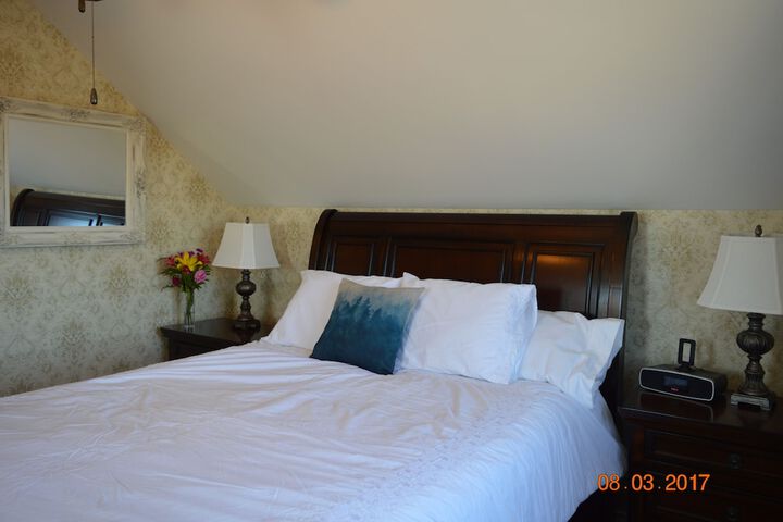 Room 7 of 71