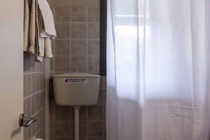 Clean Restrooms