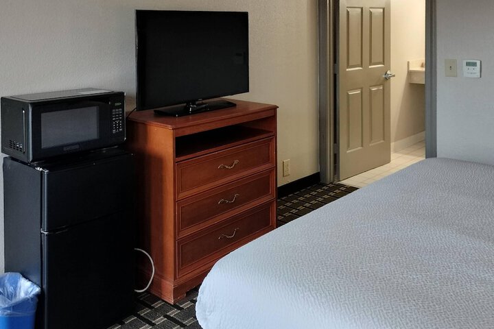 Room 129 of 190