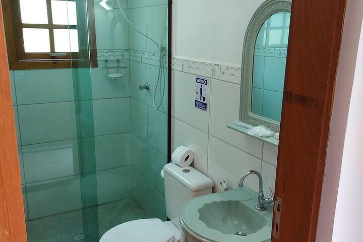 Room 34 of 79
