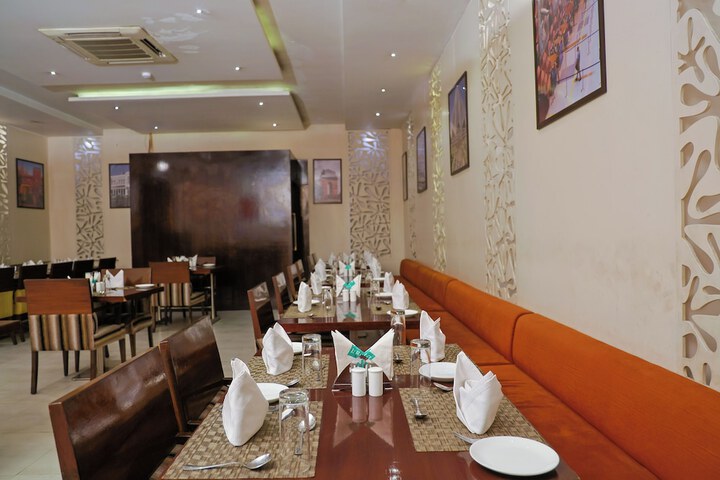 Dining 56 of 92