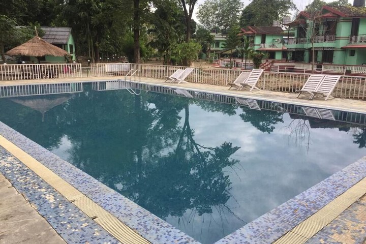 Pool 17 of 36