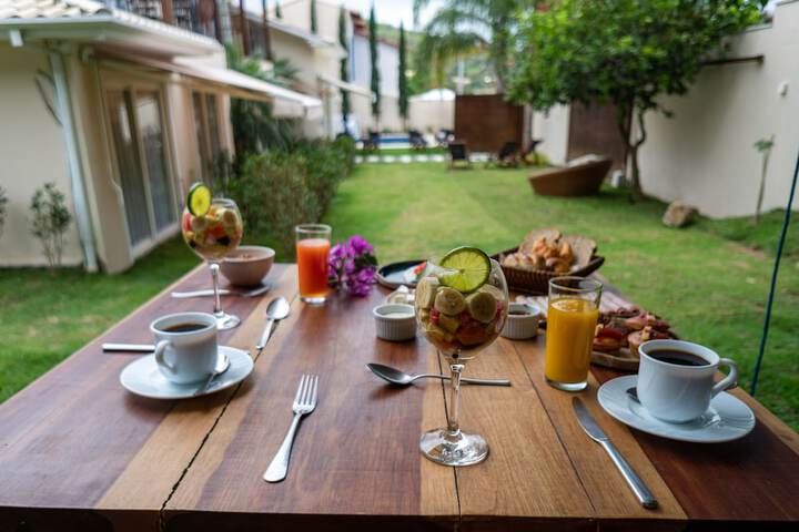 Breakfast/Coffee Service 135 of 158