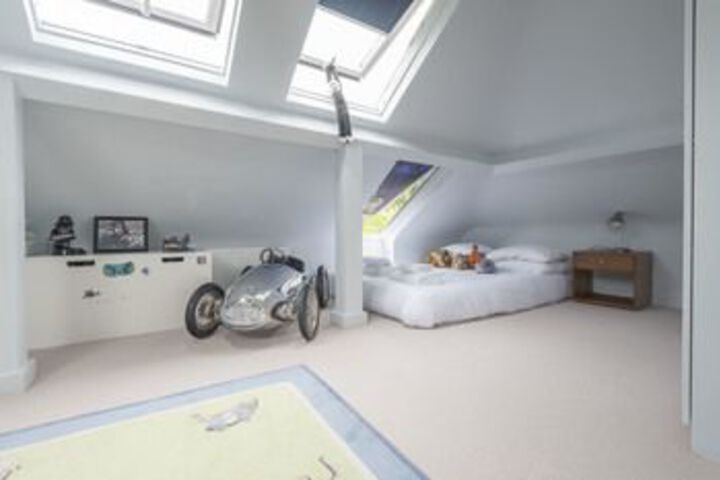 Room 7 of 35