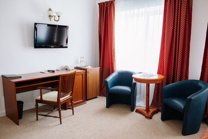 Room 7 of 73