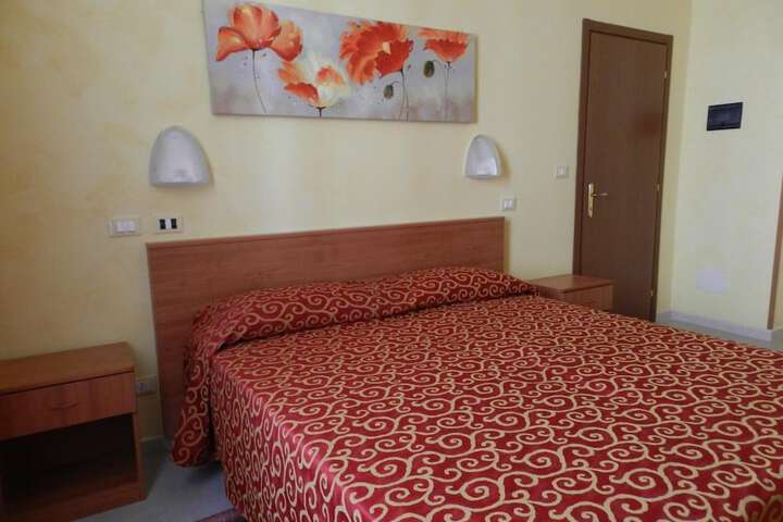 Room 26 of 61