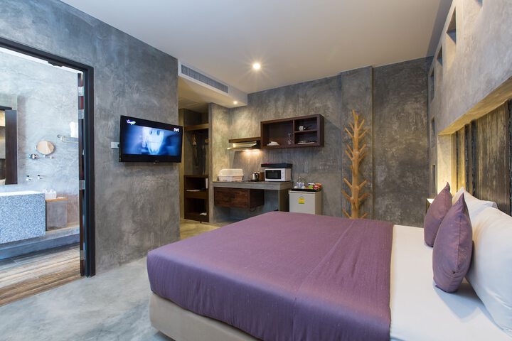 Room 87 of 196