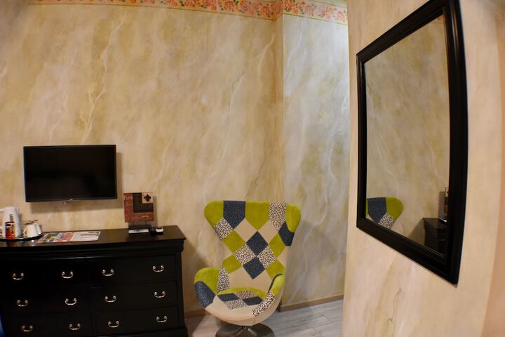 Room 42 of 52