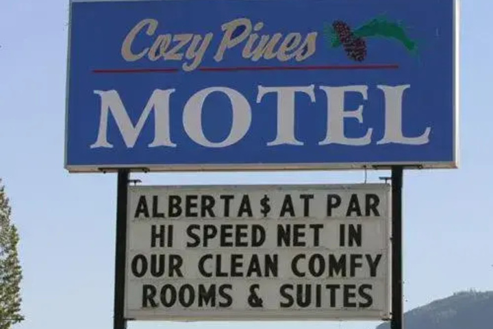 Cozy Pines Motel