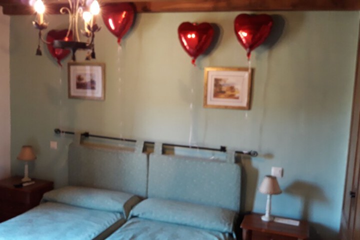 Room 12 of 52