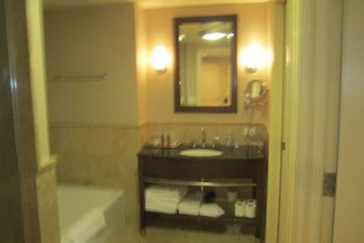 Room 14 of 86