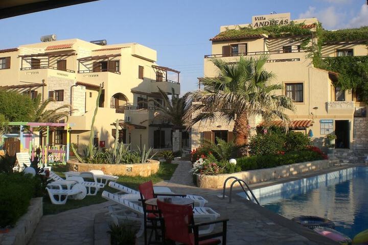 Sundeck 18 of 23