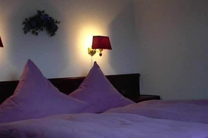 Room 12 of 12