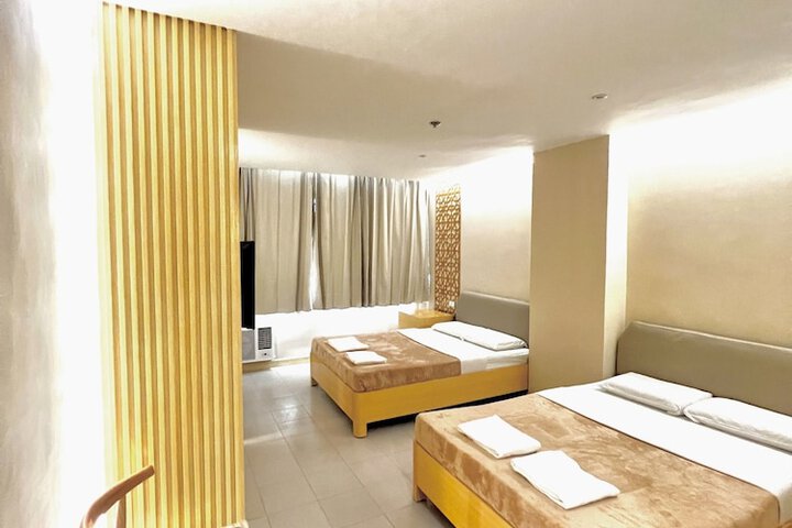 Room 12 of 52