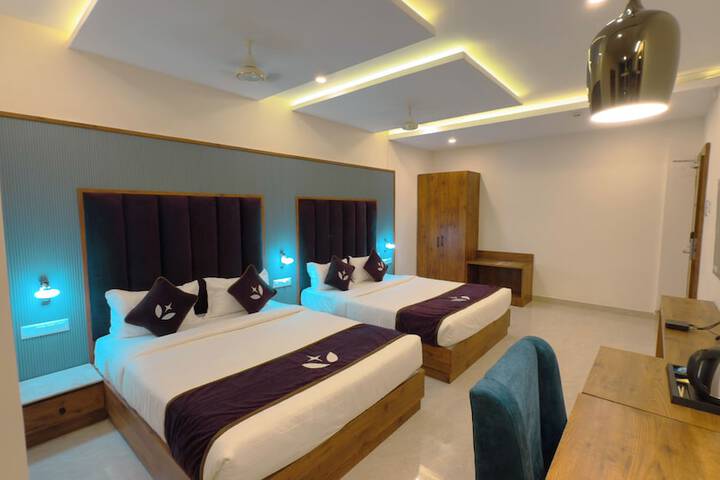 Room 5 of 22