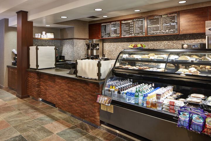 Snack bar