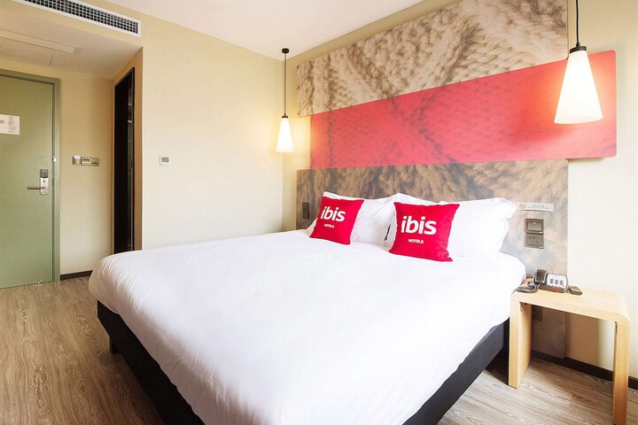 Photo of ibis Harbin Central Street Hotel
