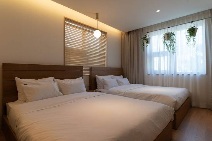 Room 25 of 88