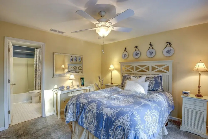 Room 5 of 21